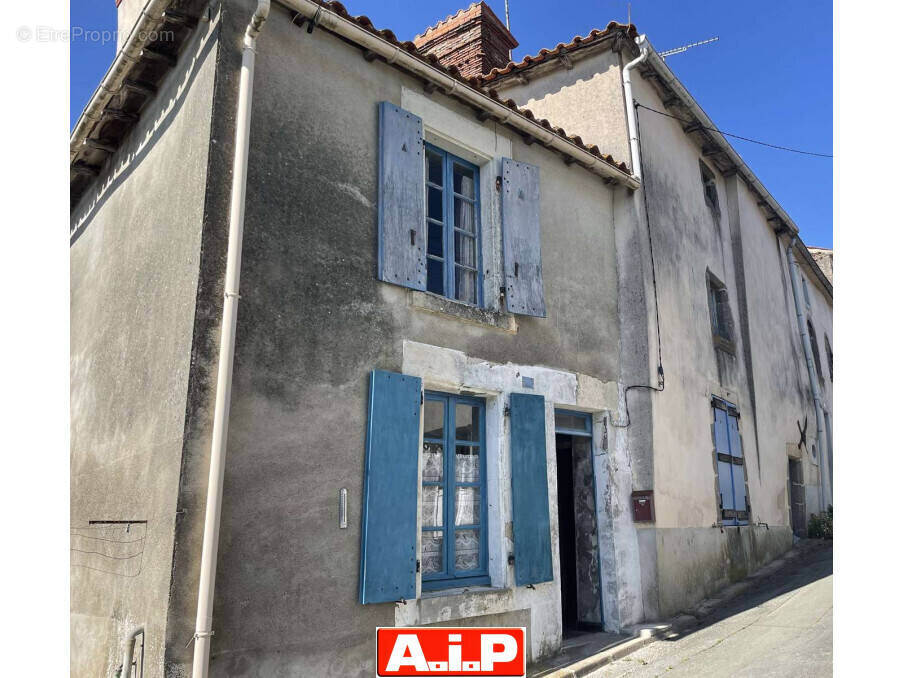 Maison à ANTIGNY