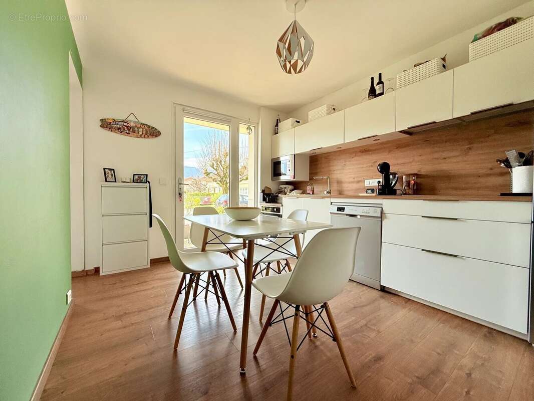 Appartement à AIX-LES-BAINS