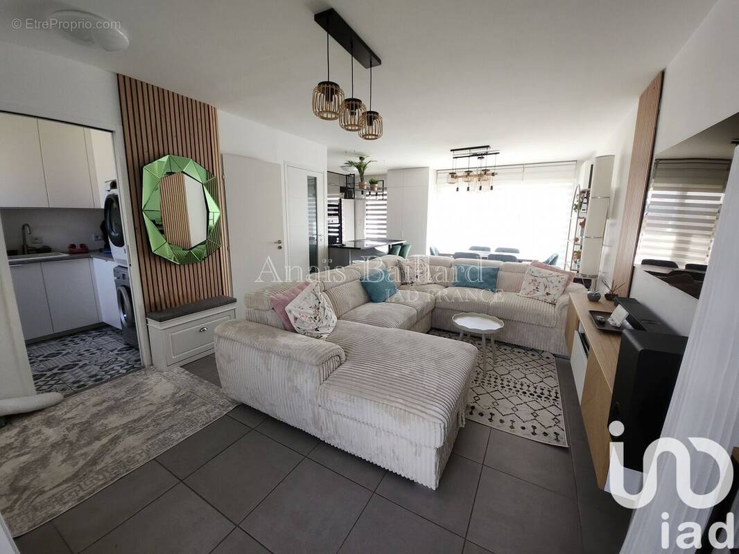 Photo 1 - Maison à COMBS-LA-VILLE