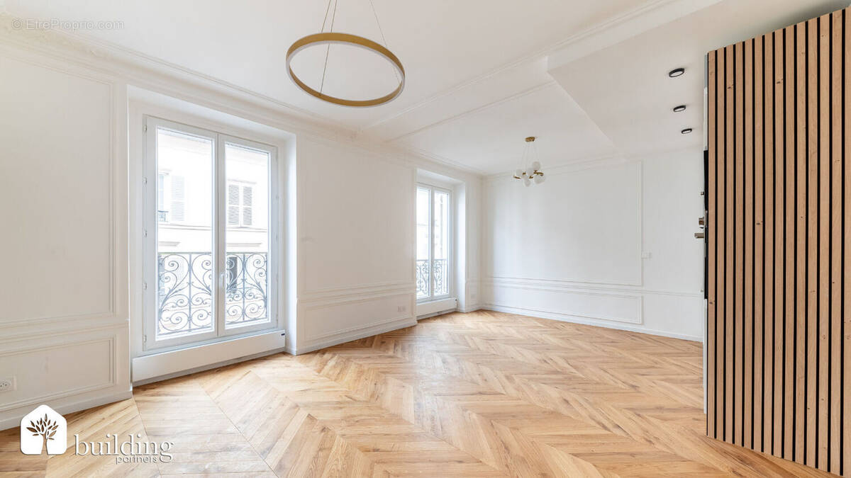 Appartement à PARIS-17E