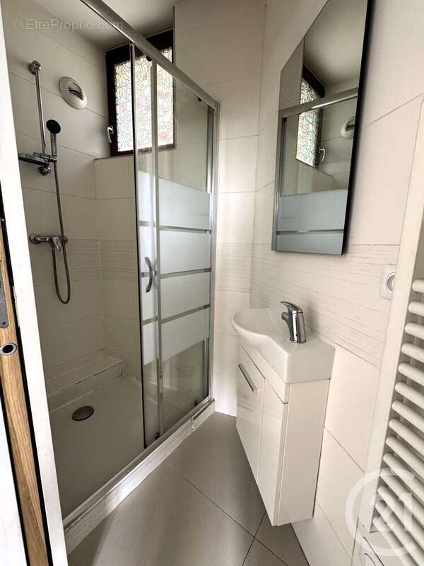 Appartement à SAINT-MAUR-DES-FOSSES