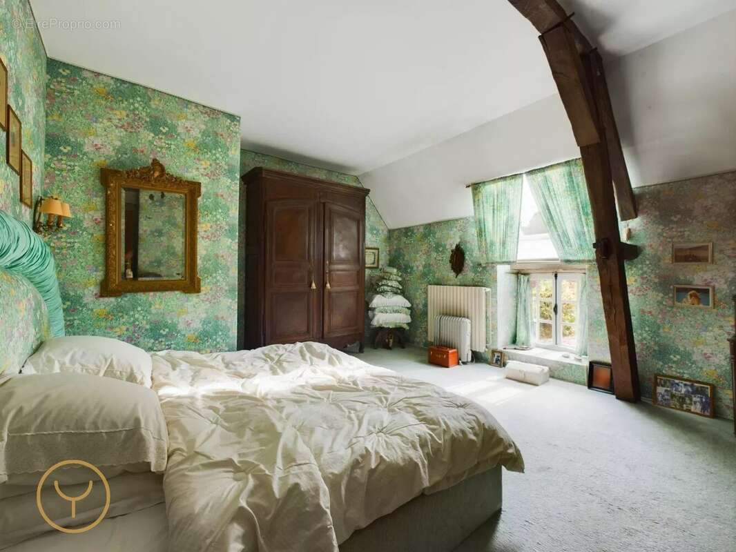 Maison à AIX-EN-OTHE