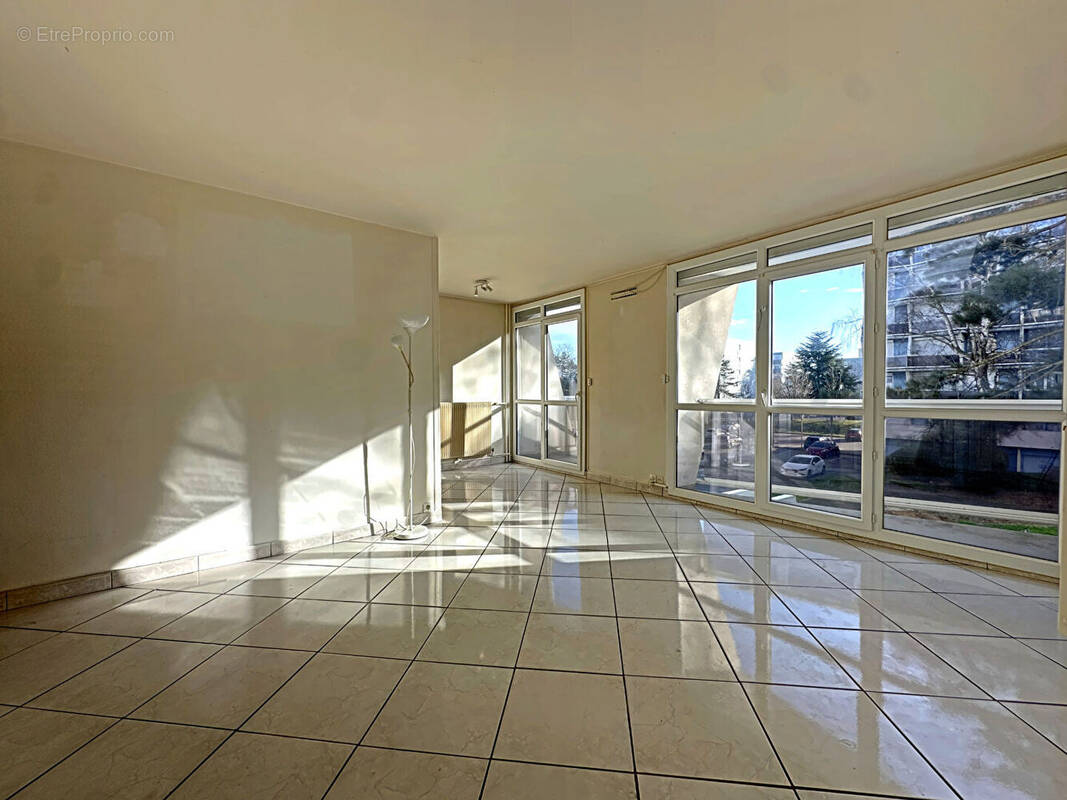 Appartement à PLAISIR