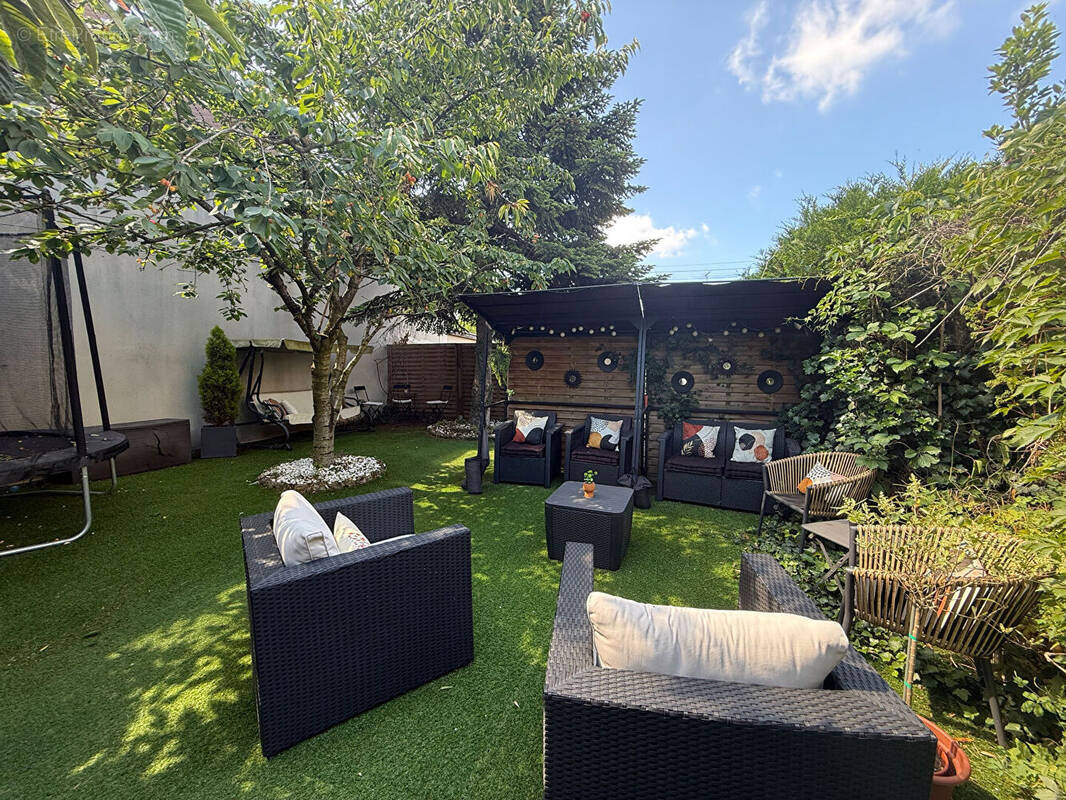 Maison à NANTERRE