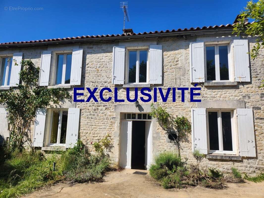 Maison à SIGOGNE