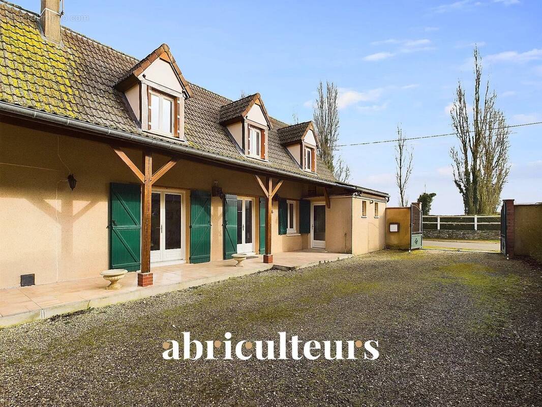 Maison à DAMMARIE