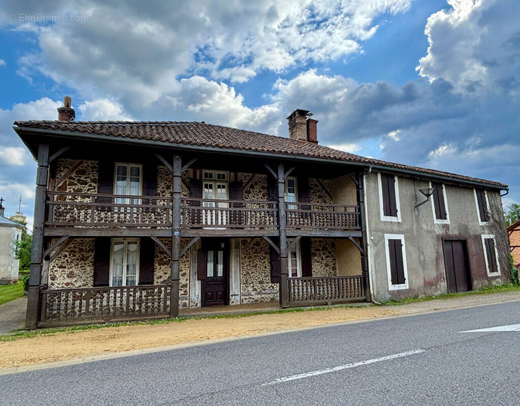 Maison à SABRES