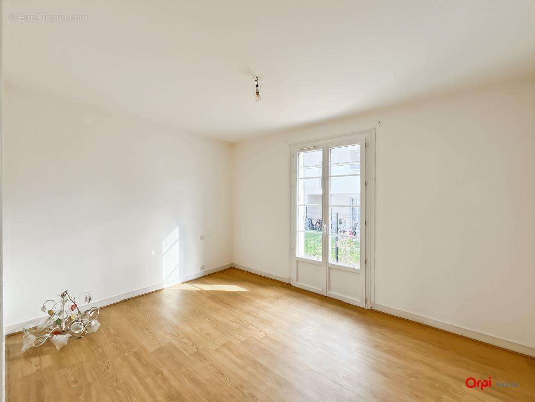 Maison à SAINT-PRYVE-SAINT-MESMIN