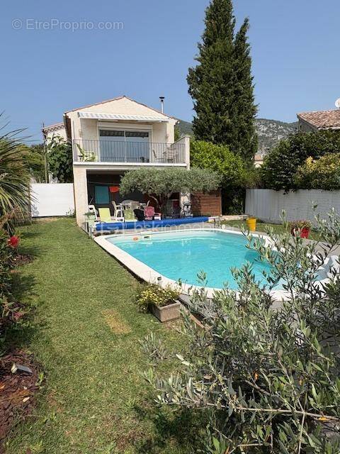 Maison à VOLX