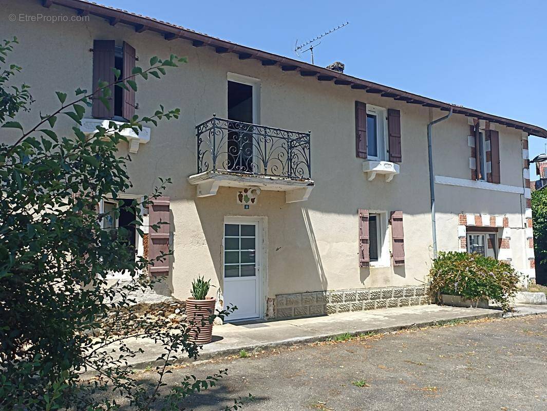 Maison à SAINT-LOUBOUER