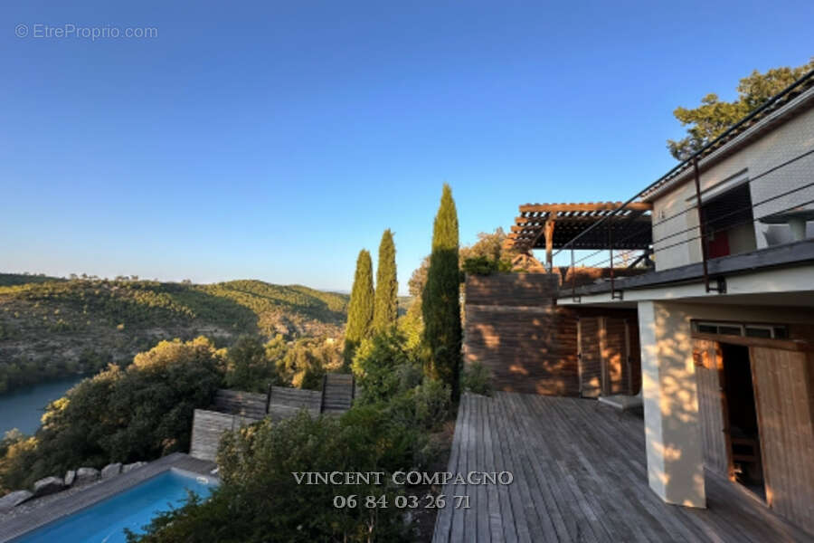 Maison à ESPARRON-DE-VERDON