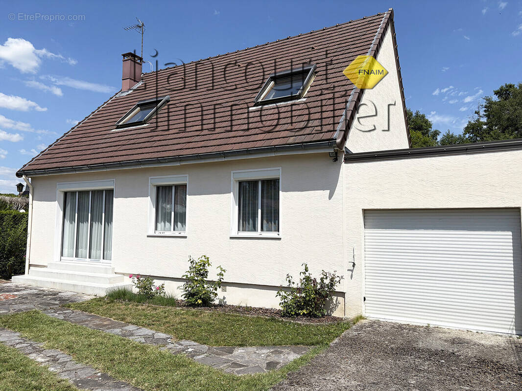 Maison à LIANCOURT