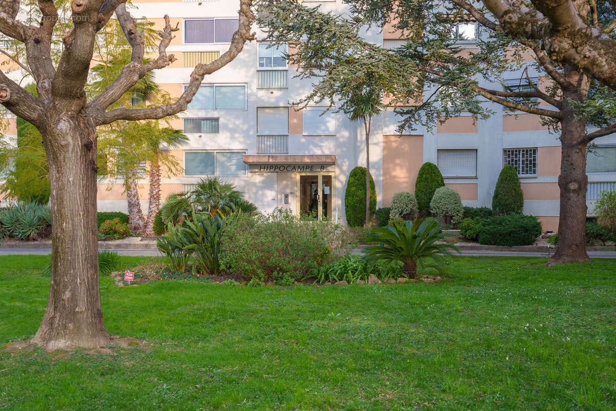 Appartement à MANDELIEU-LA-NAPOULE