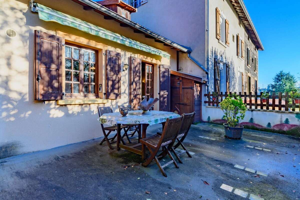 Maison à GRANDRIS