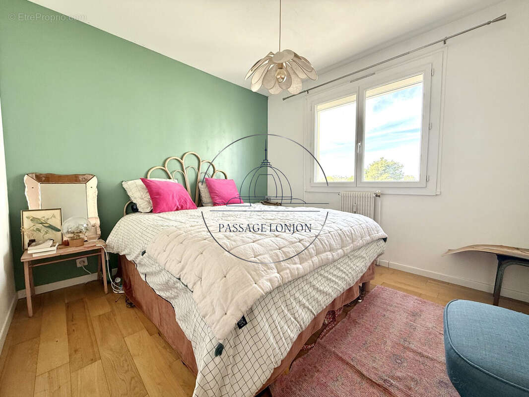 Appartement à CASTELNAU-LE-LEZ