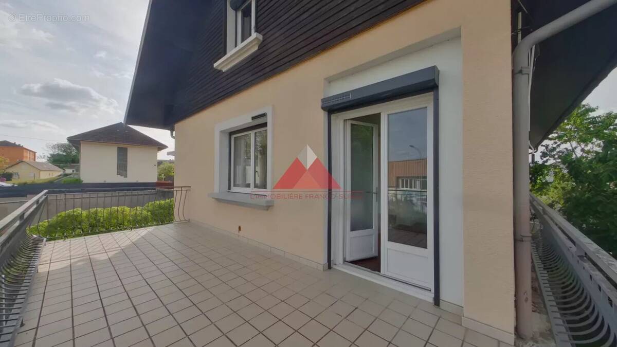 Maison à CHAMPAGNOLE