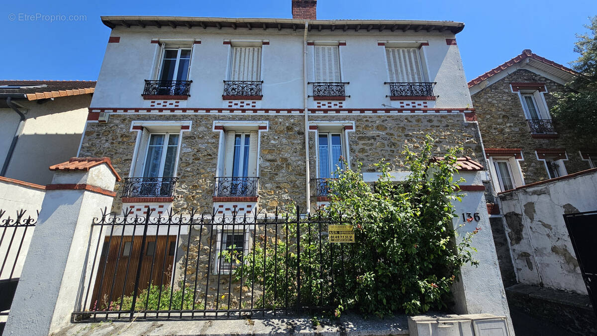 Maison à VILLENEUVE-SAINT-GEORGES