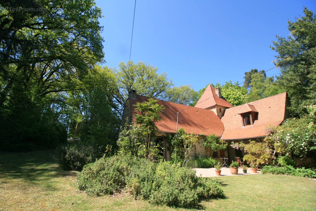 Maison à LA CHAPELLE-AUBAREIL
