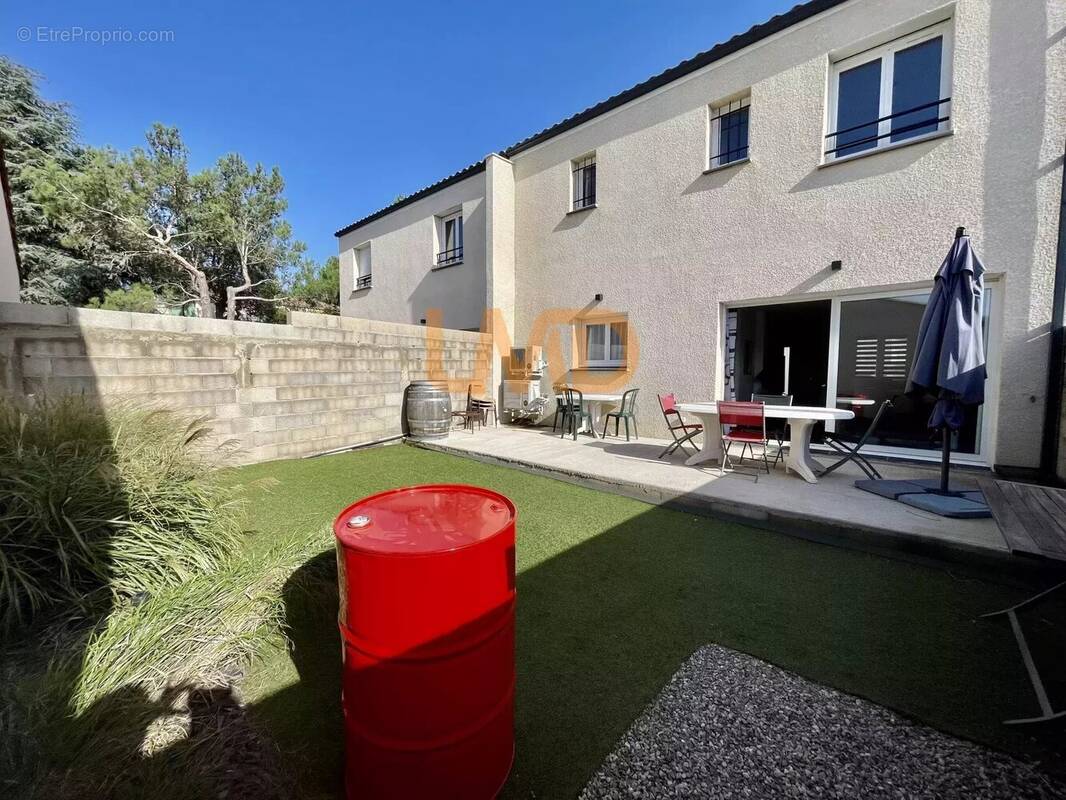 Maison à LIGNAN-SUR-ORB