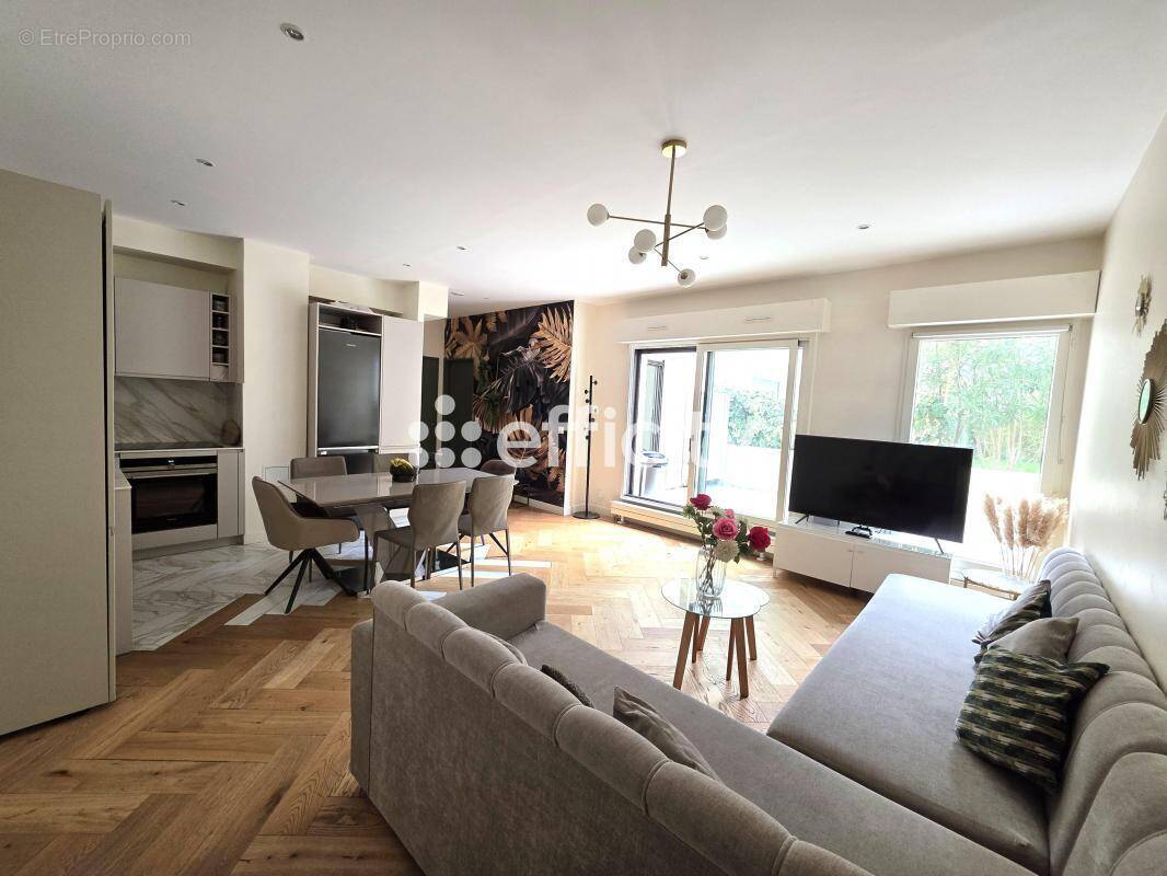 Appartement à LEVALLOIS-PERRET