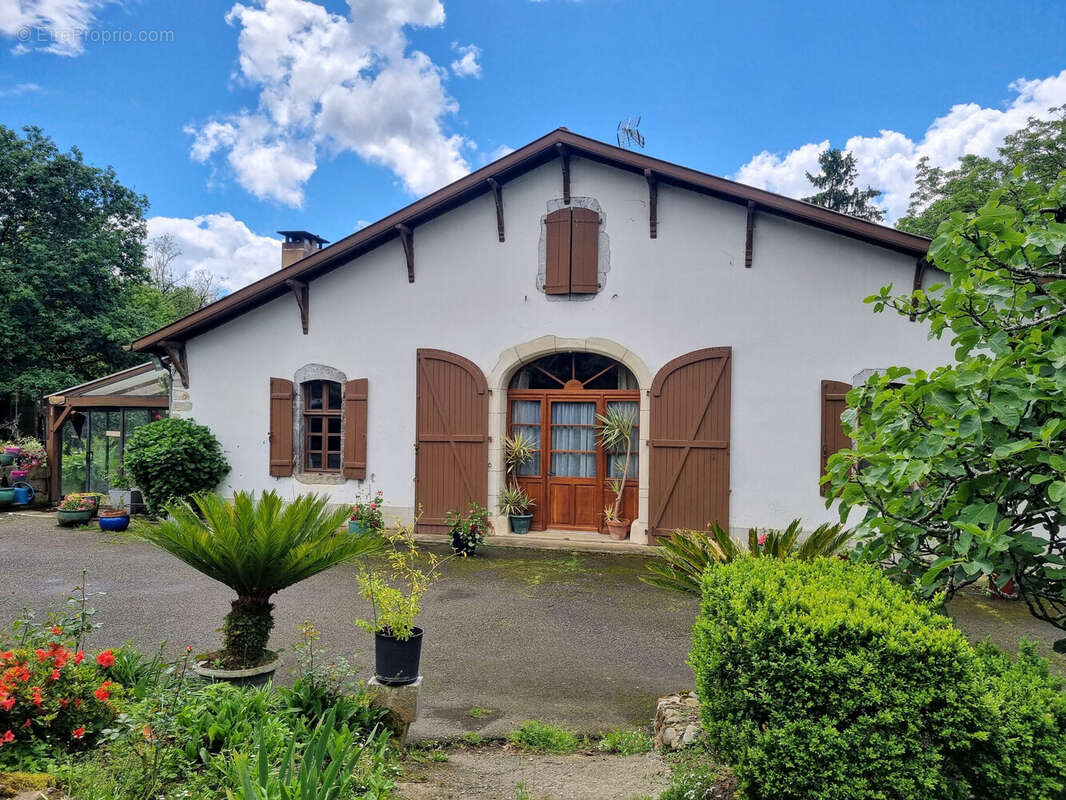 Maison à LABATUT