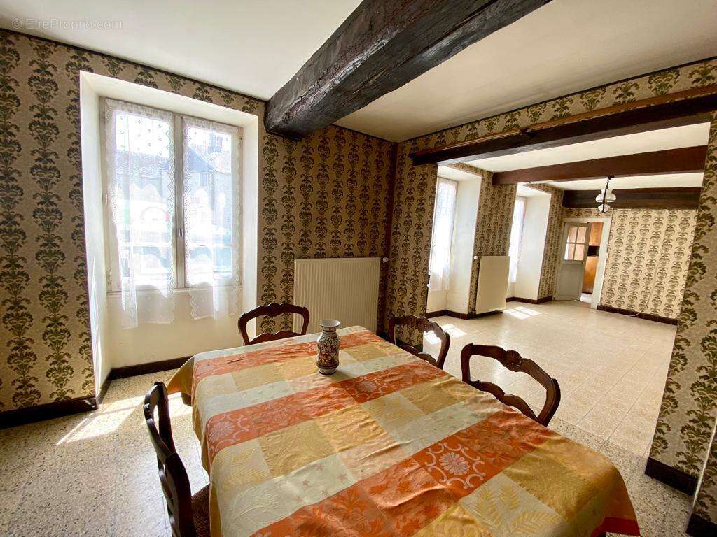 Maison à ANGERVILLE