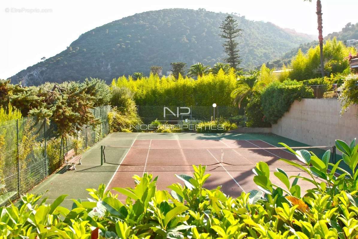 Appartement à EZE