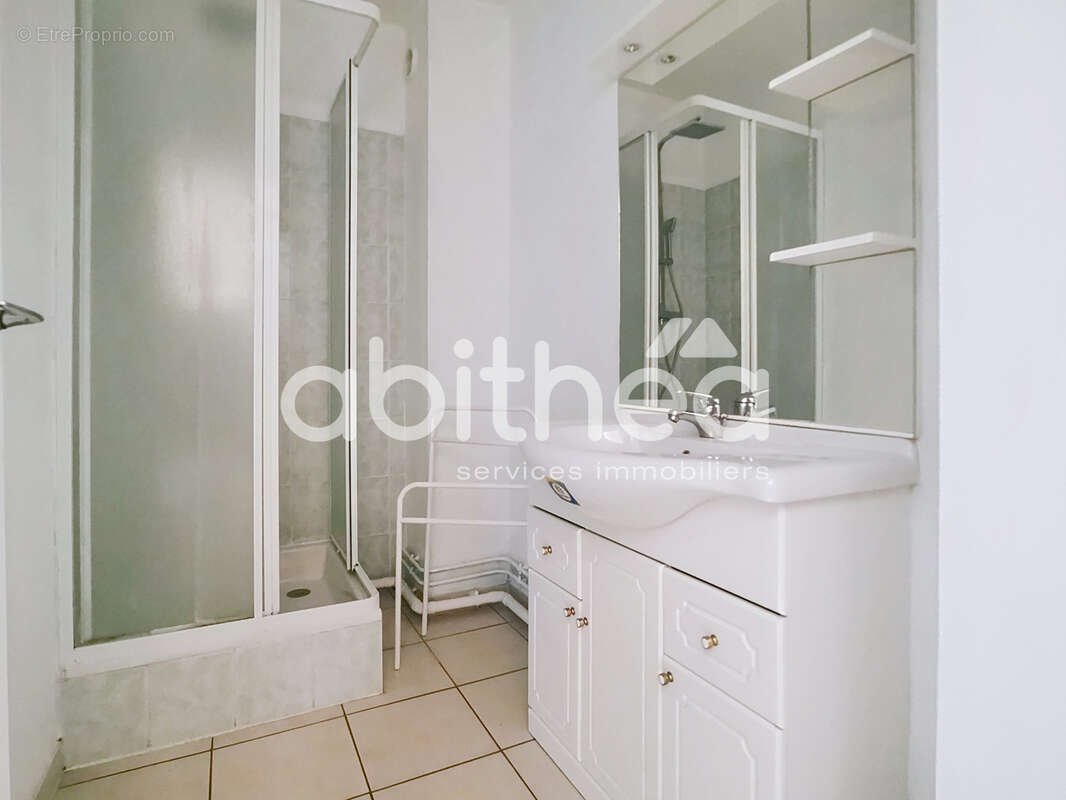 Appartement à LA CHAPELLE-SAINT-LUC