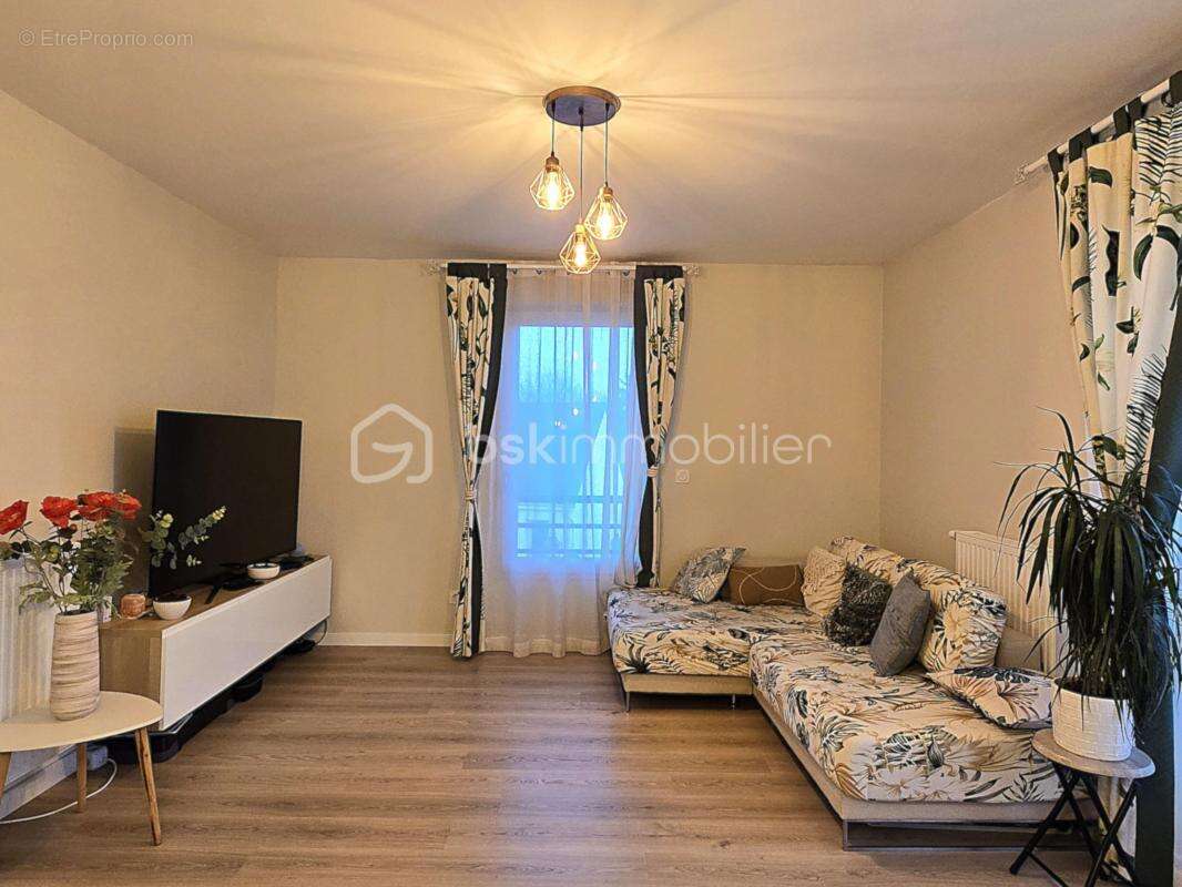 Appartement à CLAYE-SOUILLY