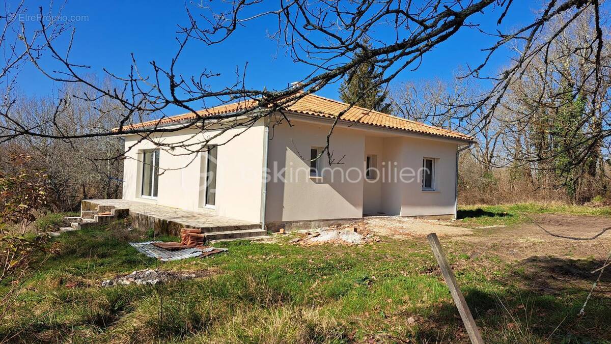 Maison à VERTEILLAC