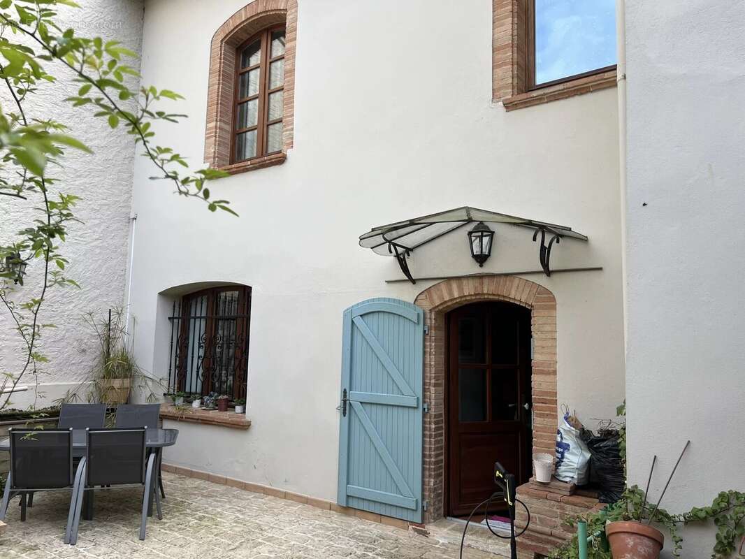 Maison à BEAUMONT-DE-LOMAGNE
