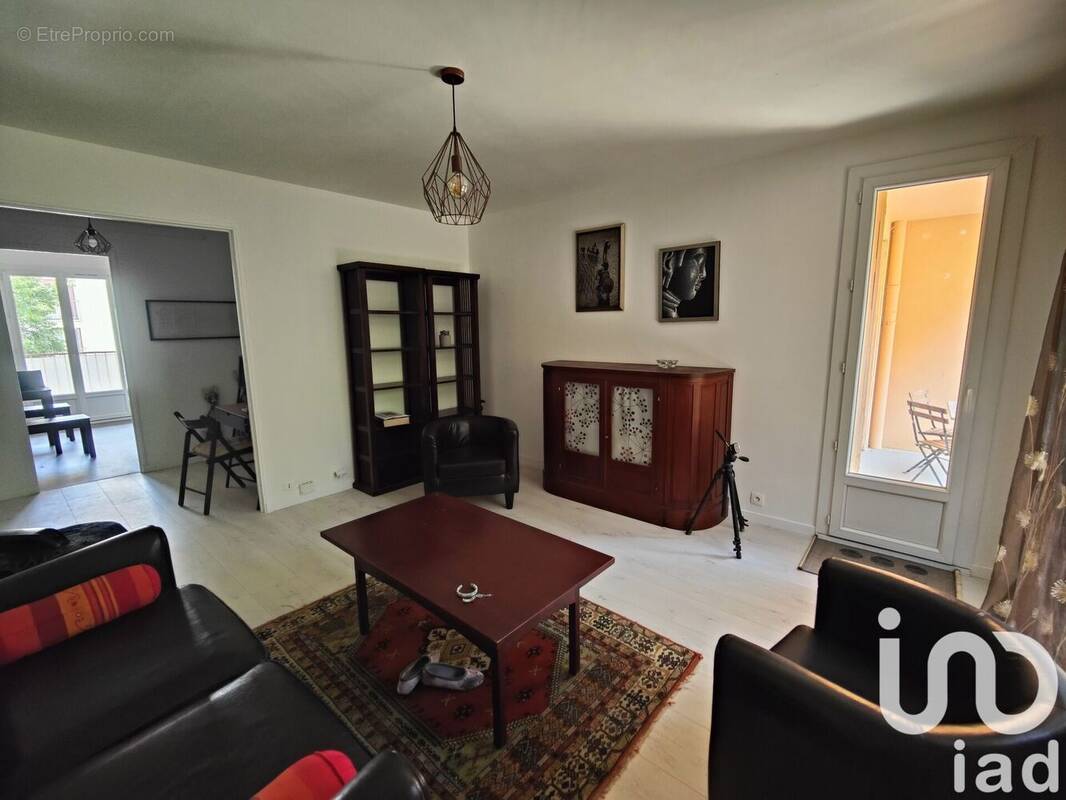 Photo 1 - Appartement à MARSEILLE-10E