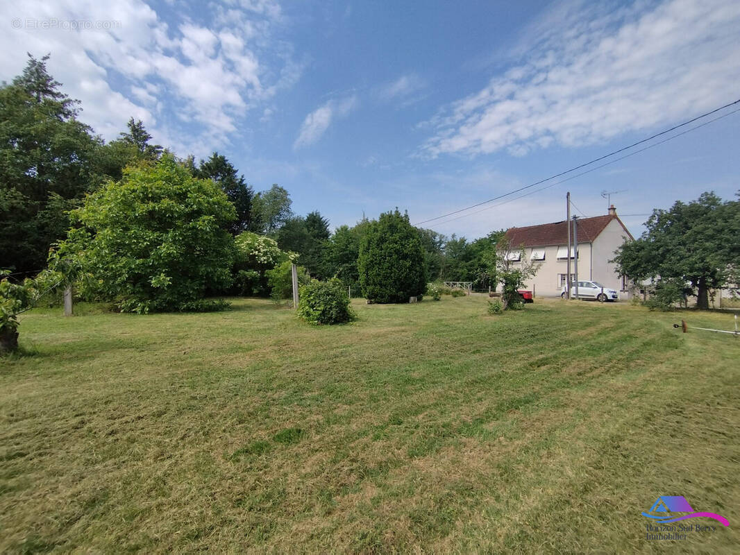 TERRAIN ET MAISON - Maison à CHAMPILLET