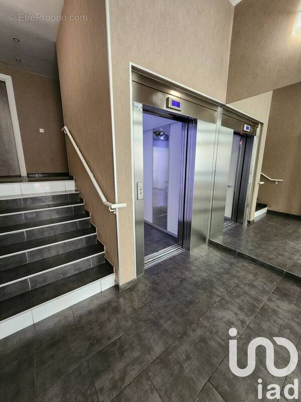 Photo 1 - Appartement à VENISSIEUX