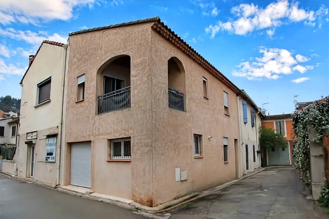 Maison à BELLEGARDE