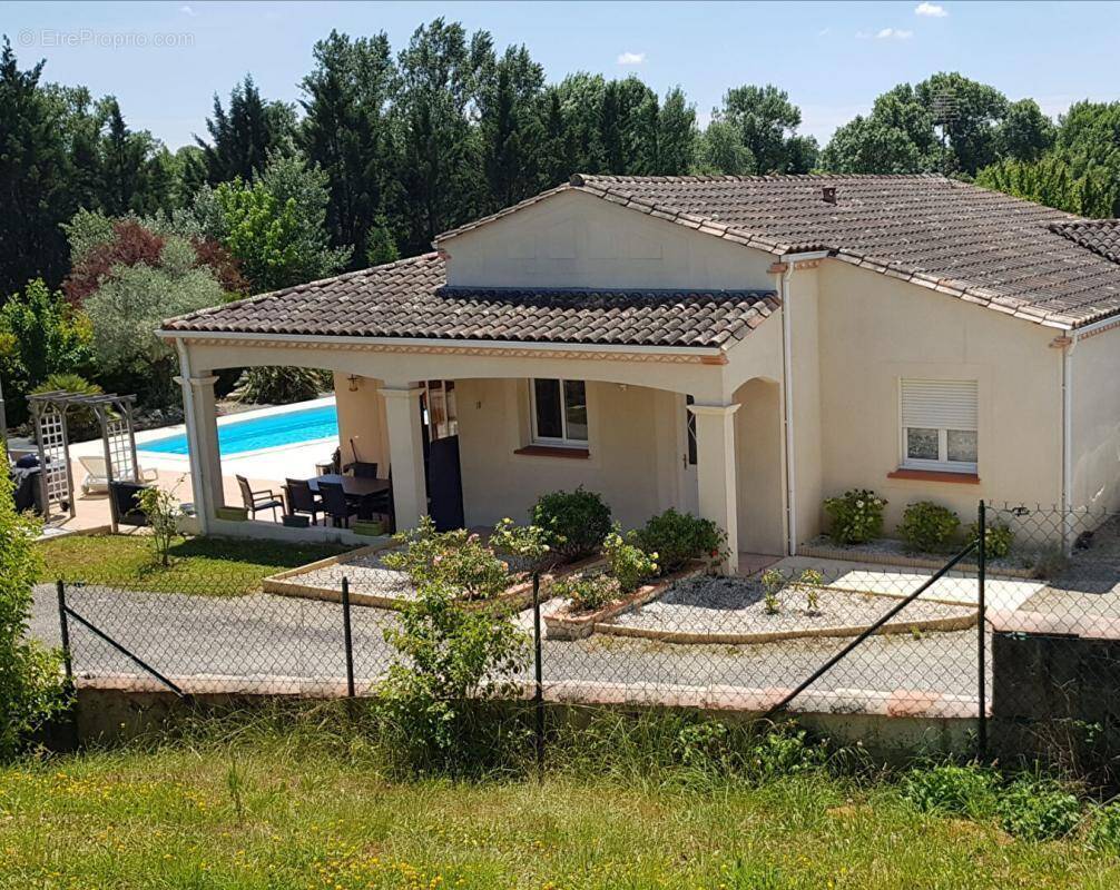 Maison à LAYRAC