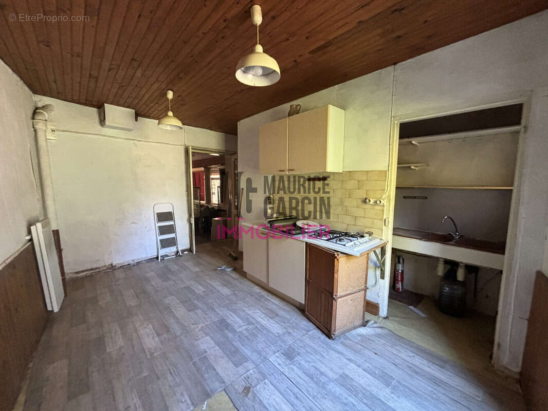 Maison à BOLLENE