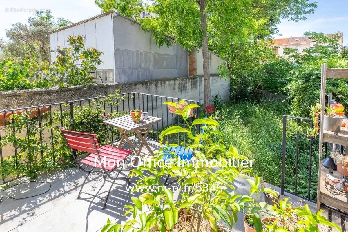 Appartement à MARSEILLE-10E