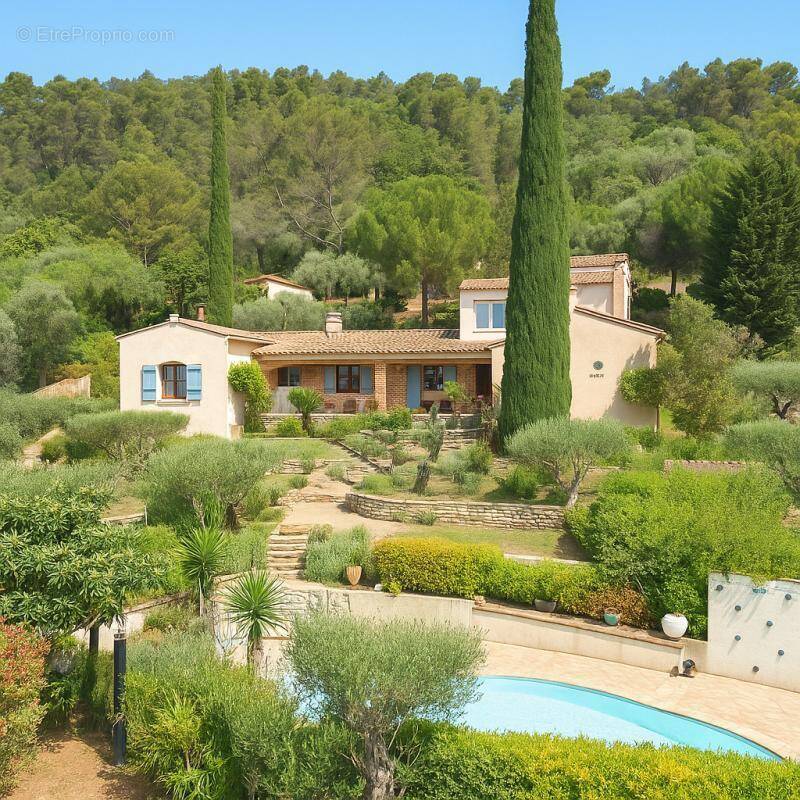 Maison à LE LUC