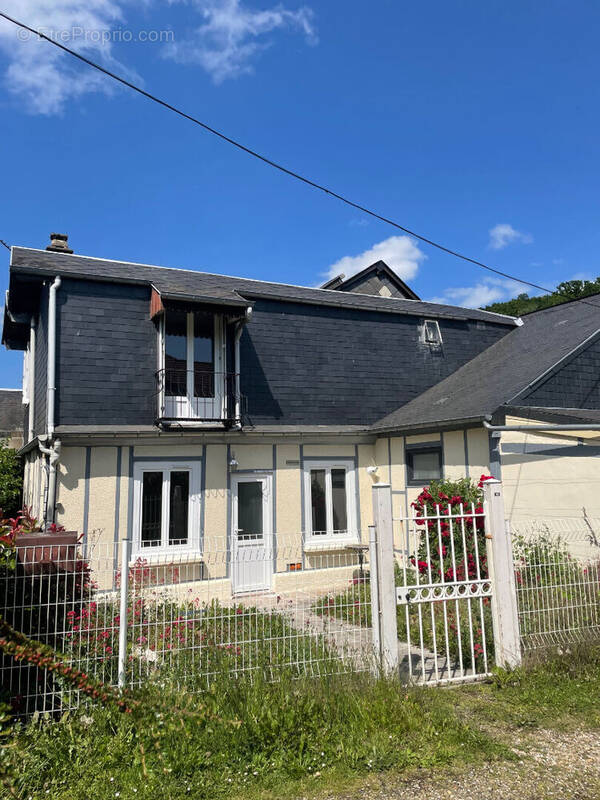 Maison à SAINT-MARTIN-DU-VIVIER