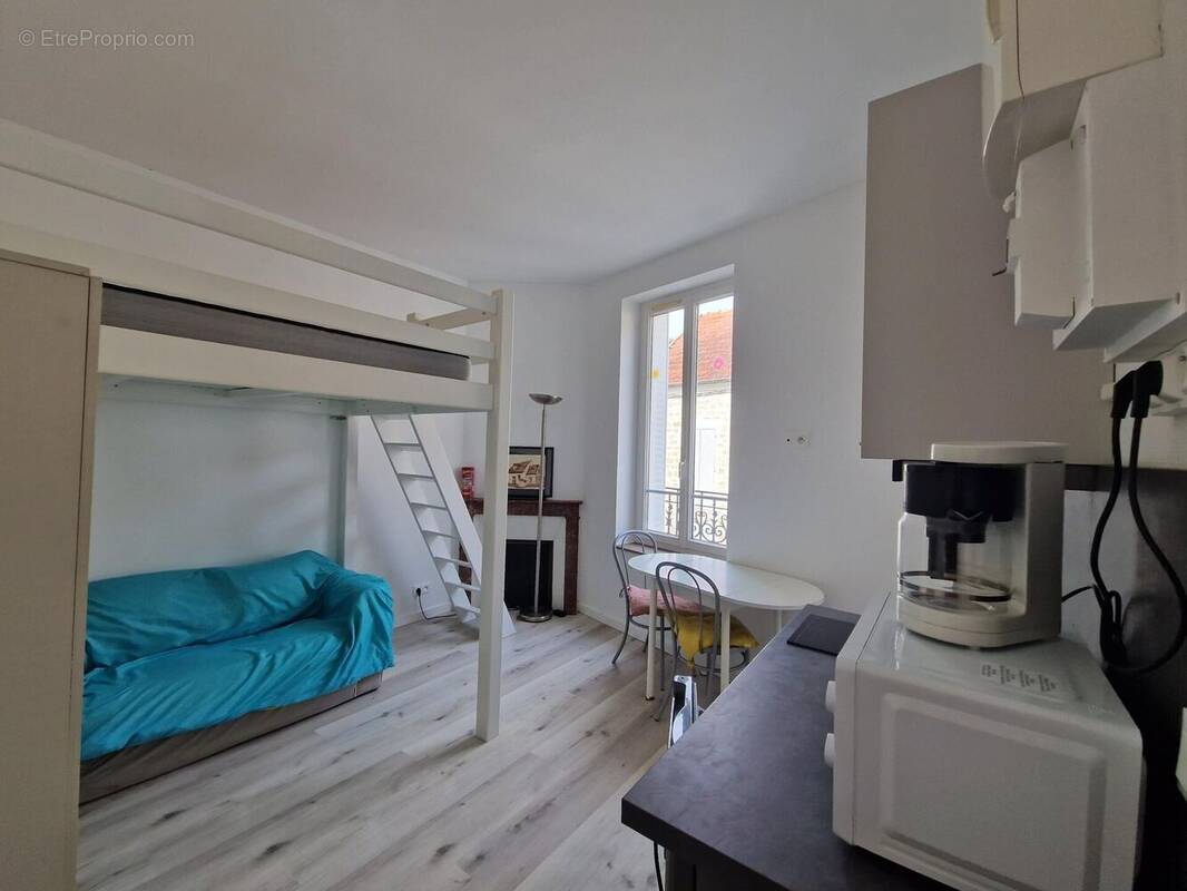 Photo 1 - Appartement à NEUVILLE-SUR-OISE