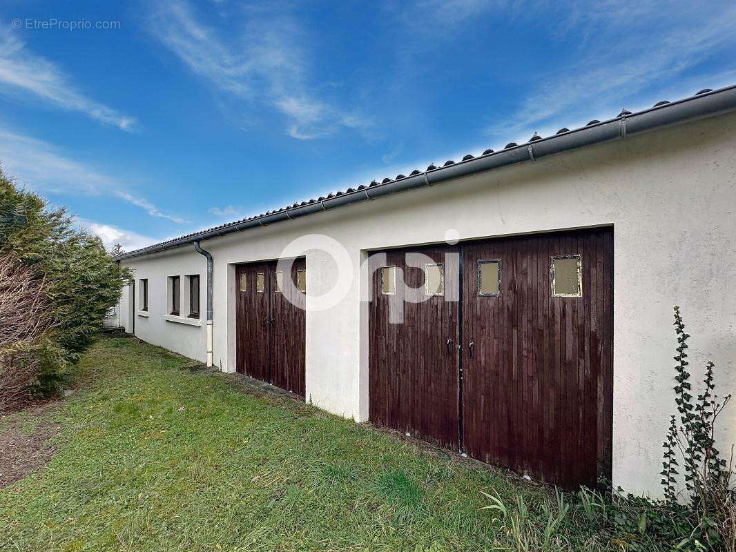 Maison à CHOISY-AU-BAC