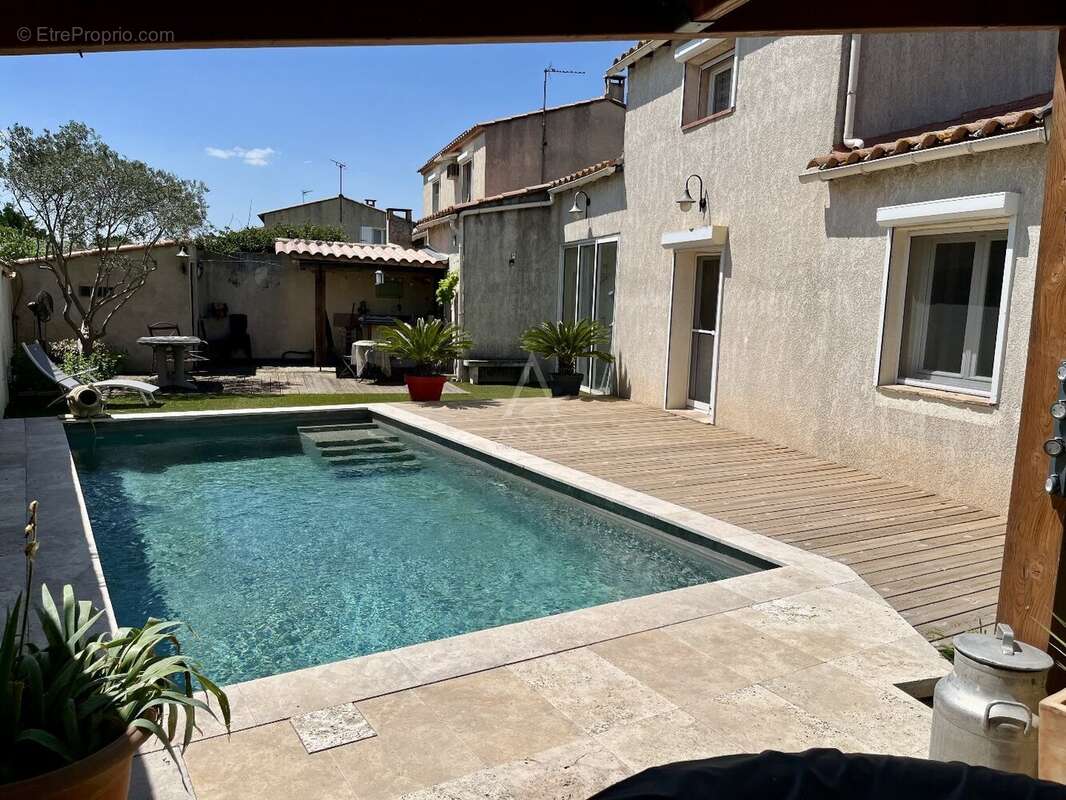 Maison à BEAUCAIRE