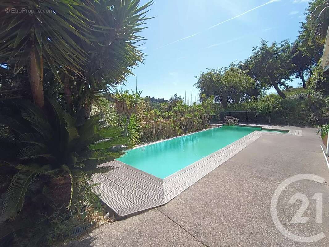 Maison à BIOT