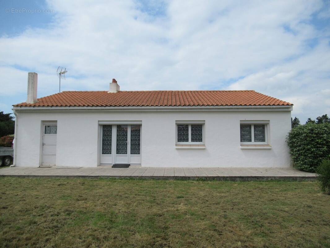 Maison à BOUIN