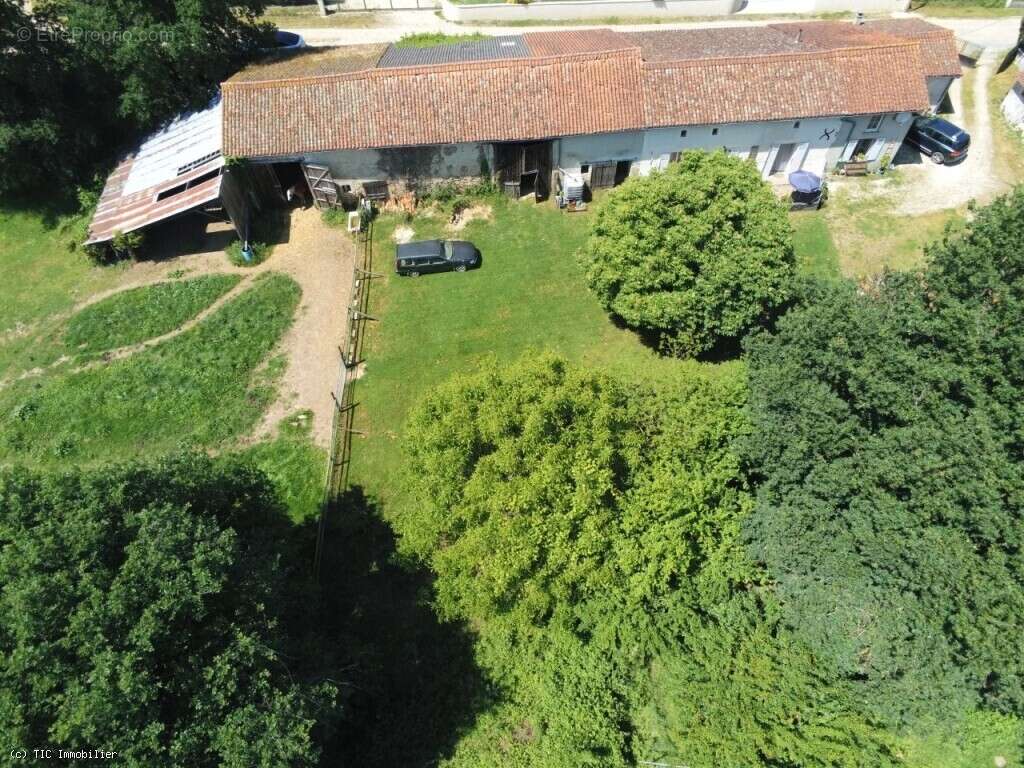 Maison à CIVRAY