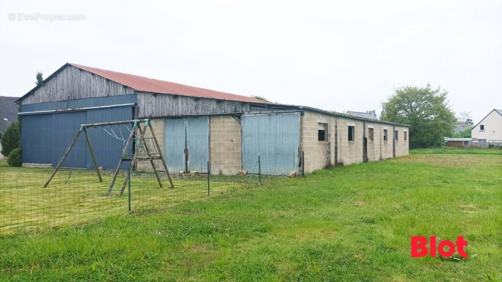Maison à VAL-D&#039;IZE