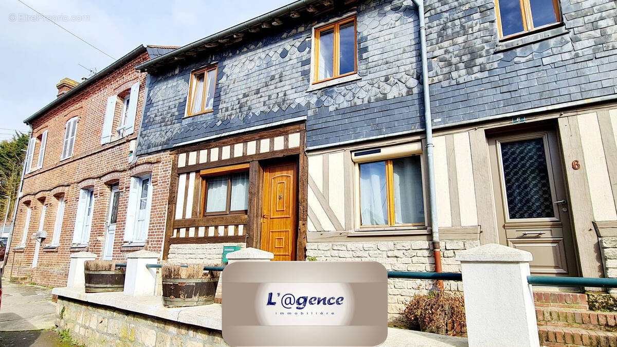 Maison à CAMBREMER