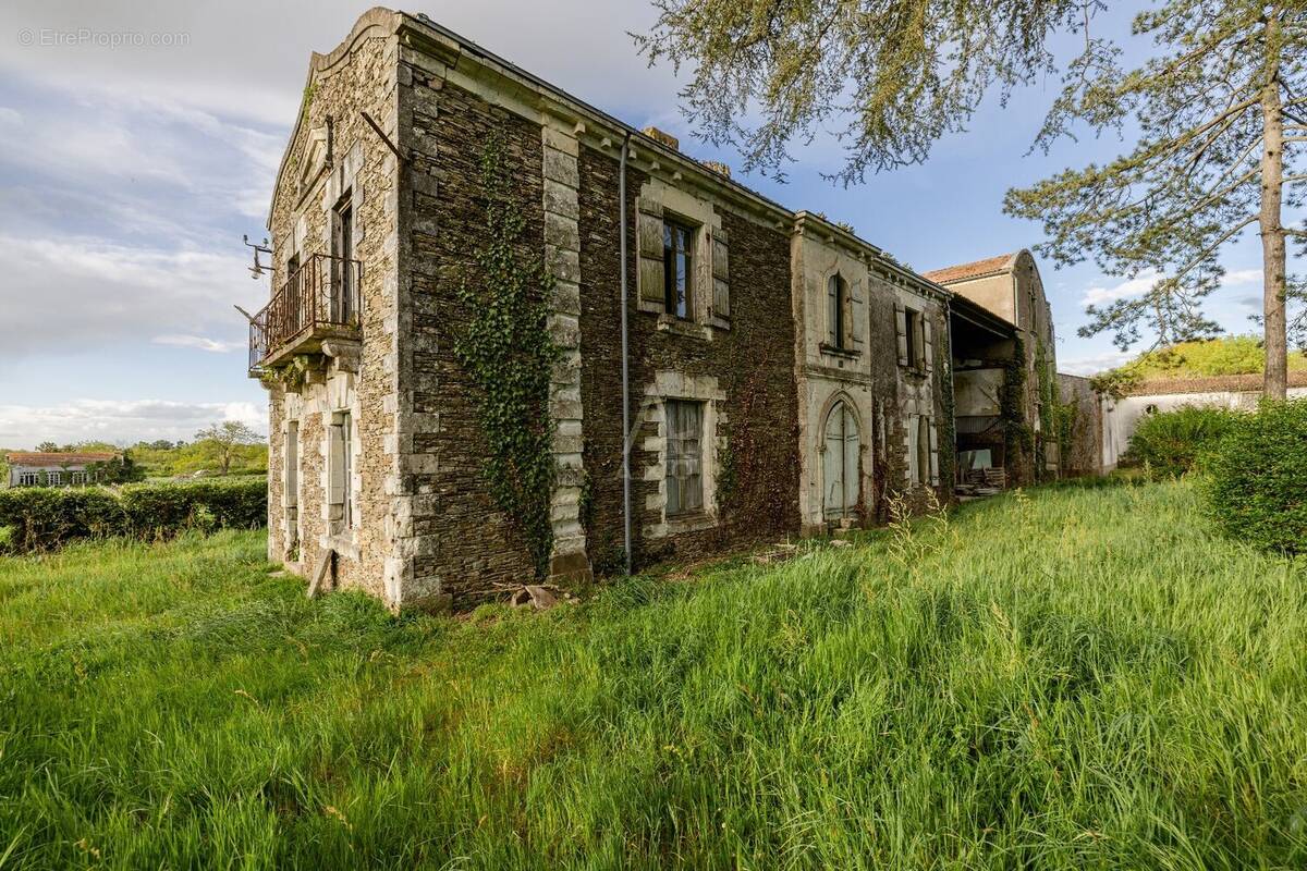 Maison à BASSE-GOULAINE