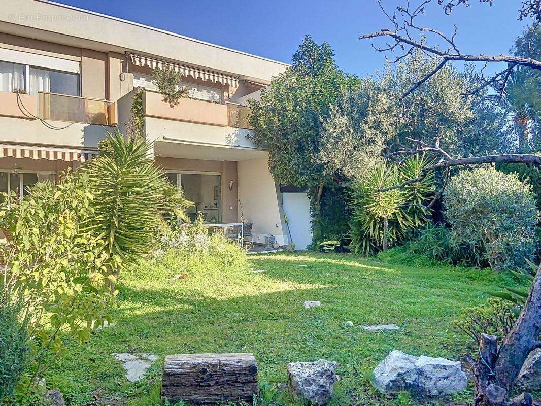 Appartement à CAGNES-SUR-MER